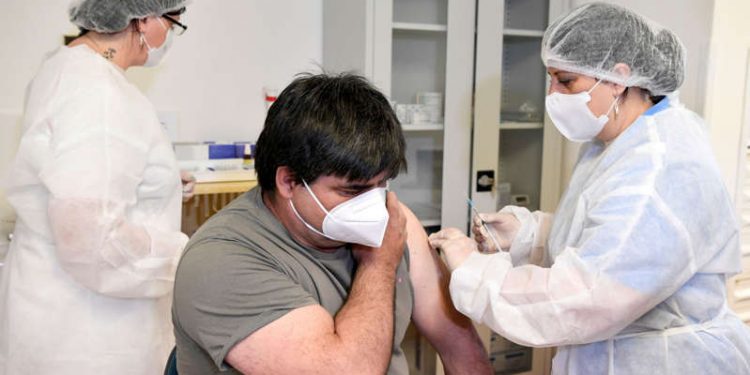 COVID cases break records across Europe as winter sets in