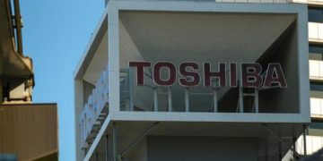 Toshiba Announces Plans To Split Into Three Firms