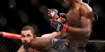 Nigerian Adesanya Defends His UFC Title In Style